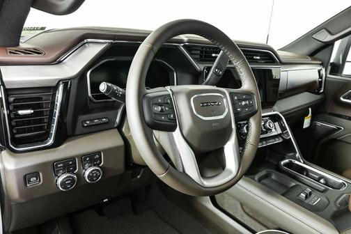 2025 GMC Sierra 2500 Denali