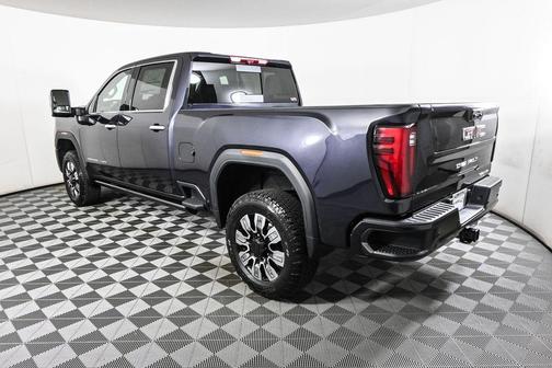 2025 GMC Sierra 2500 Denali