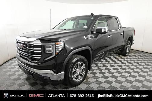 2025 GMC Sierra 1500 SLT