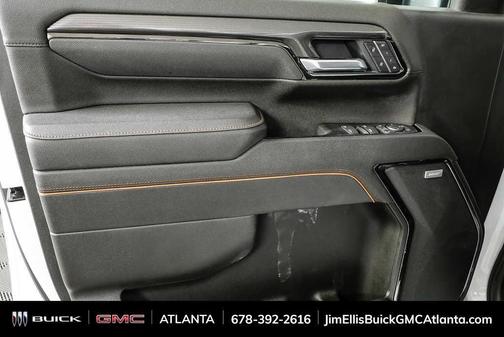 Summit White 2025 GMC Sierra 2500 AT4