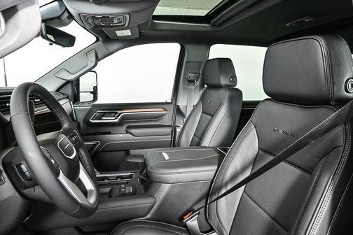 2025 GMC Sierra 2500 Denali