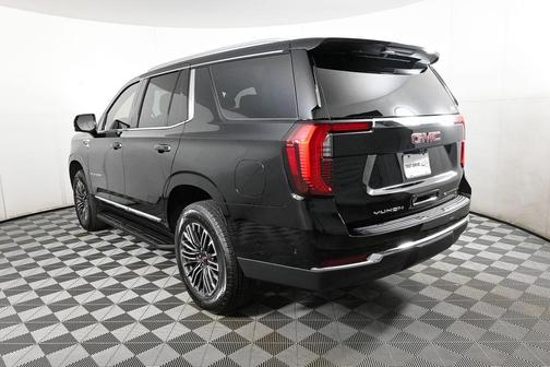 2025 GMC Yukon Elevation