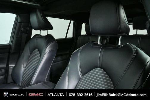 Midnight Black Metallic 2024 Toyota Highlander LE