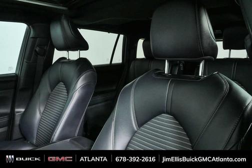 Midnight Black Metallic 2024 Toyota Highlander LE