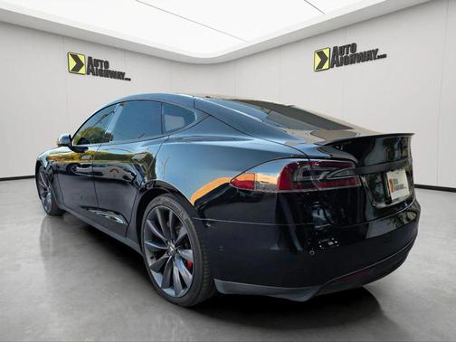 2014 Tesla Model S P85D