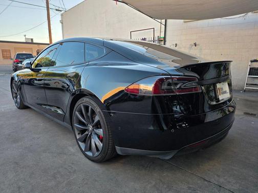 2014 Tesla Model S P85D