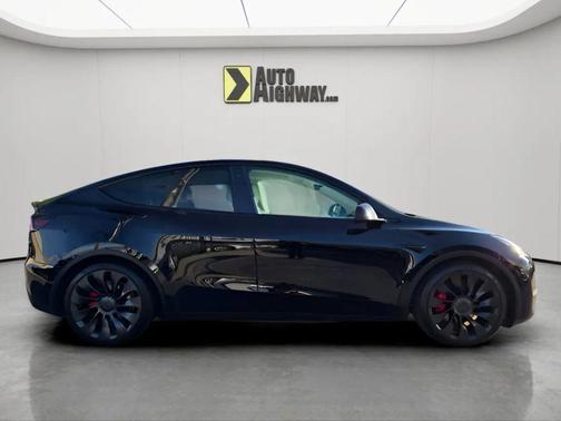 2022 Tesla Model Y Performance Dual Motor All-Wheel Drive