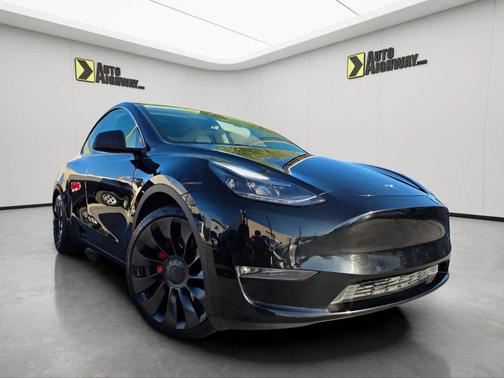 2022 Tesla Model Y Performance Dual Motor All-Wheel Drive