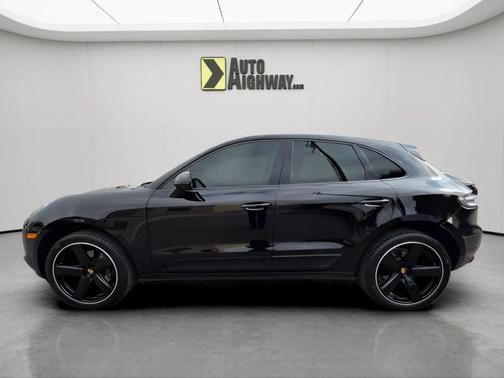 2019 Porsche Macan Macan Sport Edition