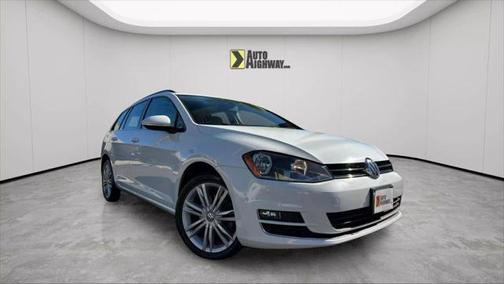 2015 Volkswagen Golf SportWagen TDI SE 4-Door