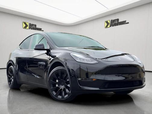 Solid Black 2022 Tesla Model Y Long Range Dual Motor All-Wheel Drive