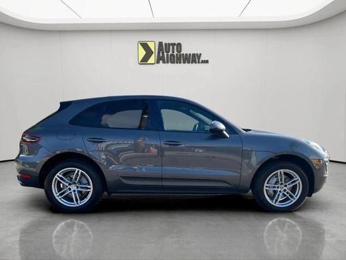 2016 Porsche Macan S