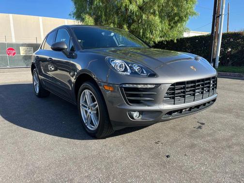 2016 Porsche Macan S