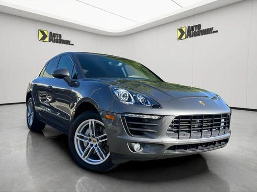 2016 Porsche Macan S