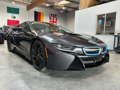2016 BMW i8 Coupe 2D