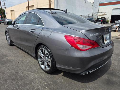 2017 Mercedes-Benz CLA 250 Base