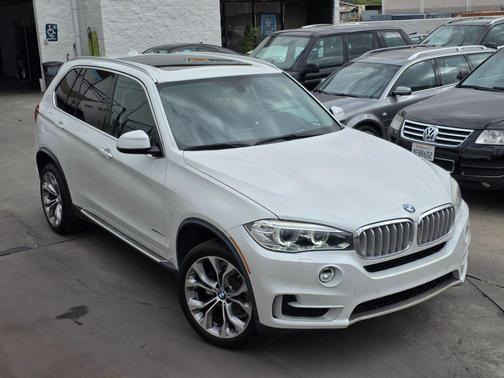 White 2015 BMW X5 xDrive35d