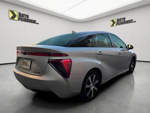 2019 Toyota Mirai Base