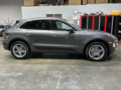 2016 Porsche Macan S