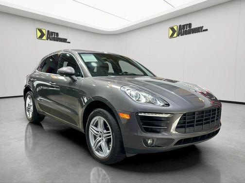 2016 Porsche Macan S