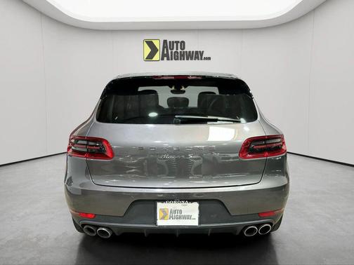 2016 Porsche Macan S