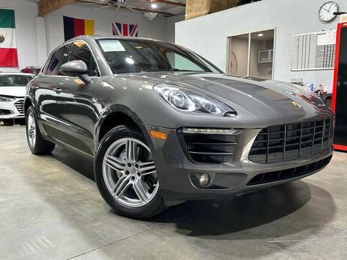 2016 Porsche Macan S