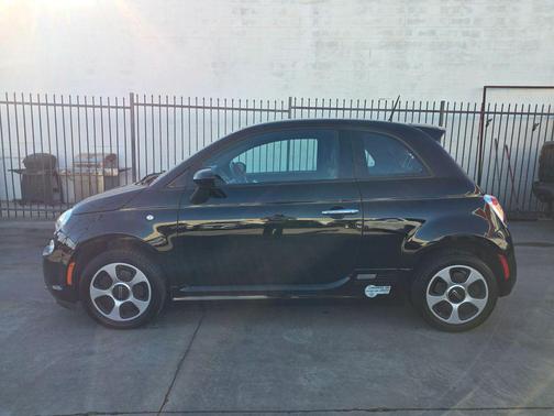 2015 FIAT 500e Battery Electric