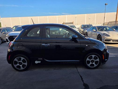 2015 FIAT 500e Battery Electric