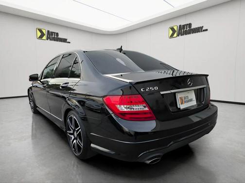 2013 Mercedes-Benz C-Class Luxury