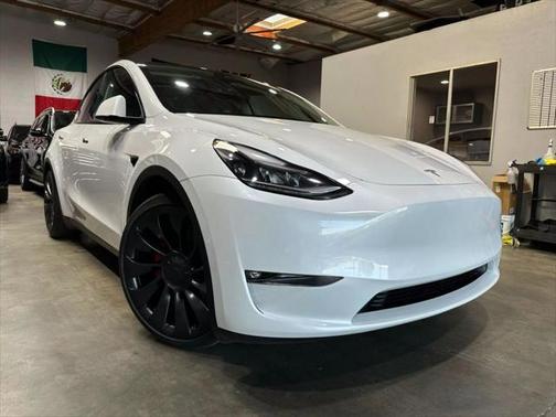 2022 Tesla Model Y Performance Dual Motor All-Wheel Drive