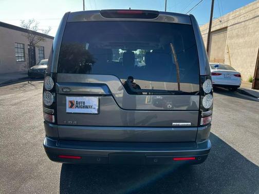2016 Land Rover LR4 Base