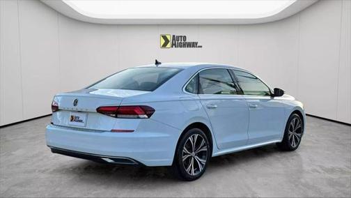 2021 Volkswagen Passat 2.0T SE
