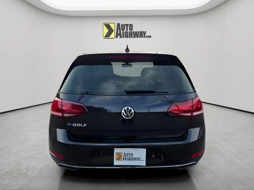 2019 Volkswagen e-Golf SE