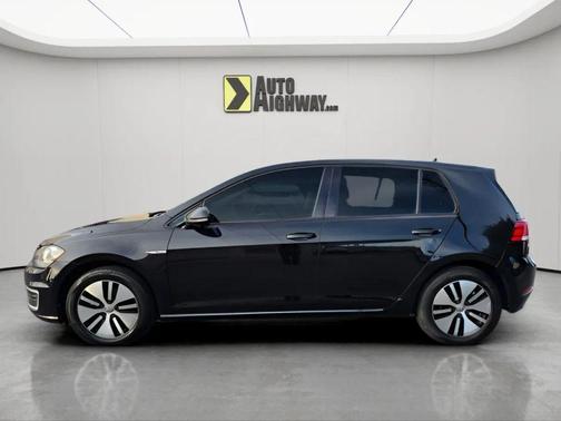 2019 Volkswagen e-Golf SE