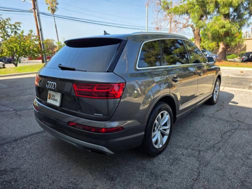 2019 Audi Q7 45 Premium