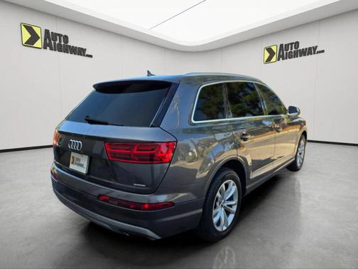 2019 Audi Q7 45 Premium