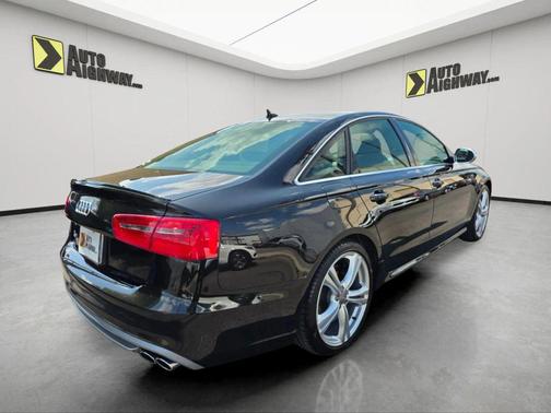 2014 Audi S6 4.0T Prestige