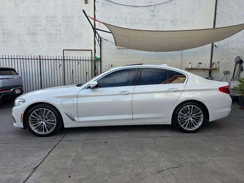 2019 BMW 530e iPerformance