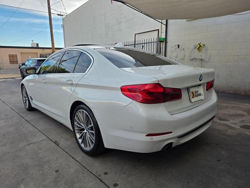 2019 BMW 530e iPerformance