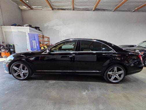 2013 Mercedes-Benz S-Class 4MATIC