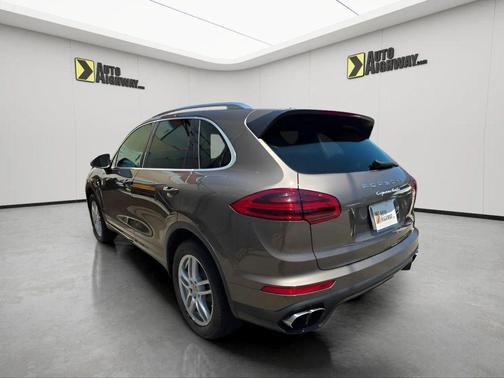 Umber Metallic 2015 Porsche Cayenne Turbo