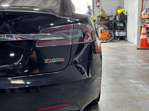 2016 Tesla Model S P100D