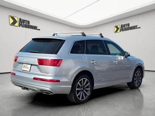 Florett Silver Metallic 2017 Audi Q7 3.0T Premium
