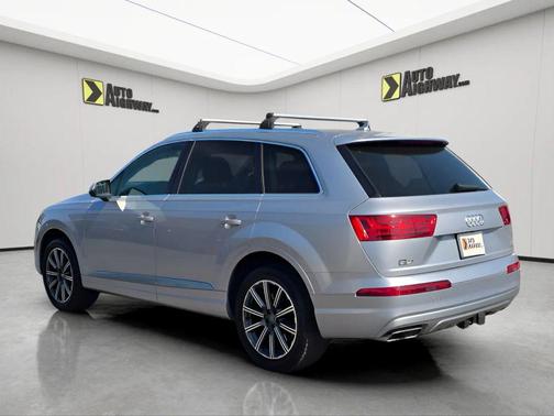 Florett Silver Metallic 2017 Audi Q7 3.0T Premium