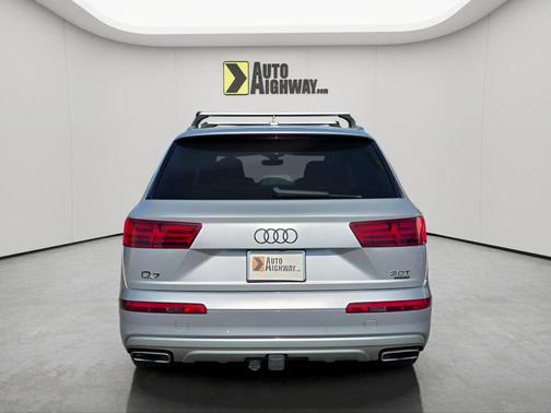 Florett Silver Metallic 2017 Audi Q7 3.0T Premium