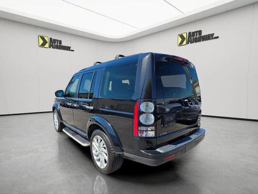 2016 Land Rover LR4 Base