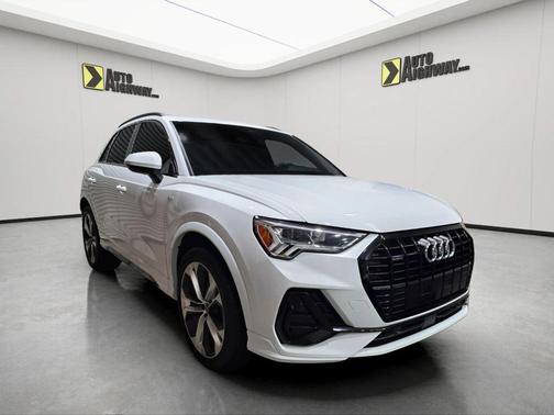 2021 Audi Q3 45 S line Premium Plus