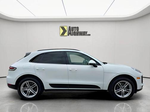 White 2020 Porsche Macan Macan Sport Edition