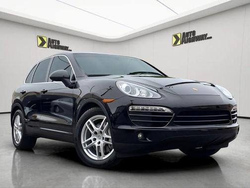 Black 2013 Porsche Cayenne Cayenne