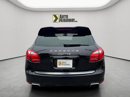 Black 2013 Porsche Cayenne Cayenne